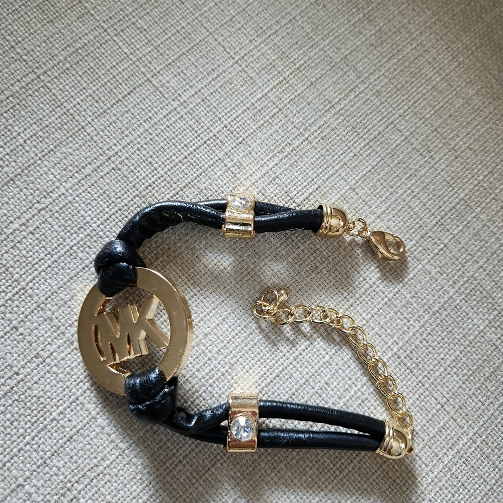 Michael Kors Vintage Logo black leather adjustable bracelet